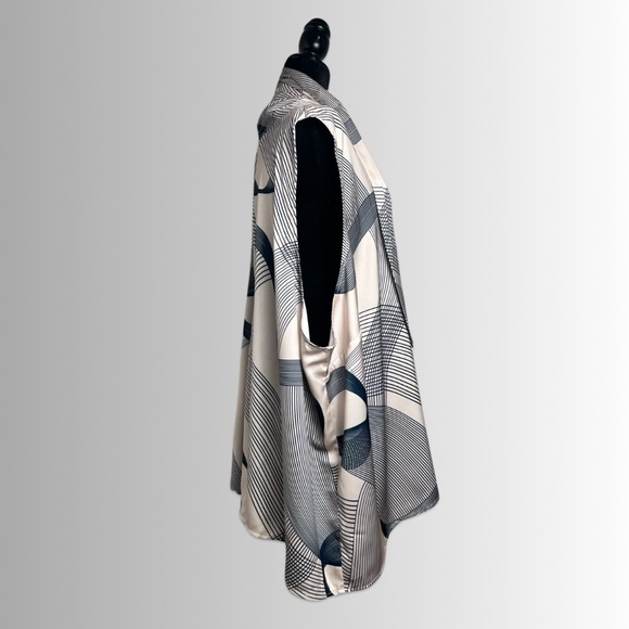 Eloquii Blush Pink & Gray NWT Sleeveless Blouse w/V-Neck, Built-In Neck Wrap, 32 - Picture 3 of 9